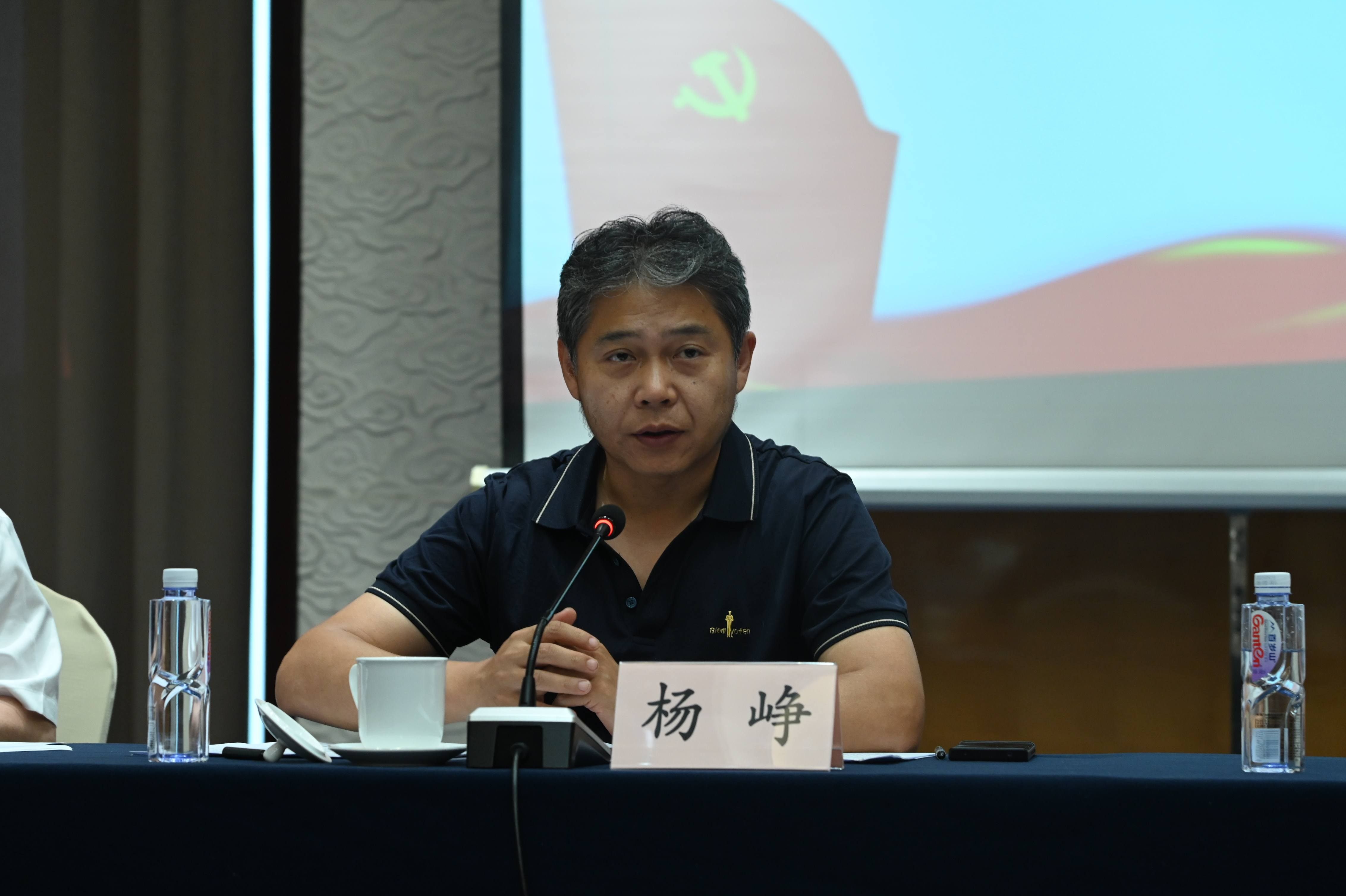党员大会3(1).jpg